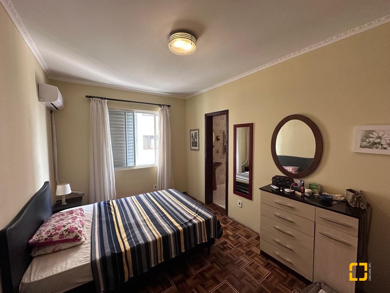 Apartamento com 114m², 2 quartos (sendo 1 suíte), 1 garagem, no bairro Centro em Balneário Camboriú