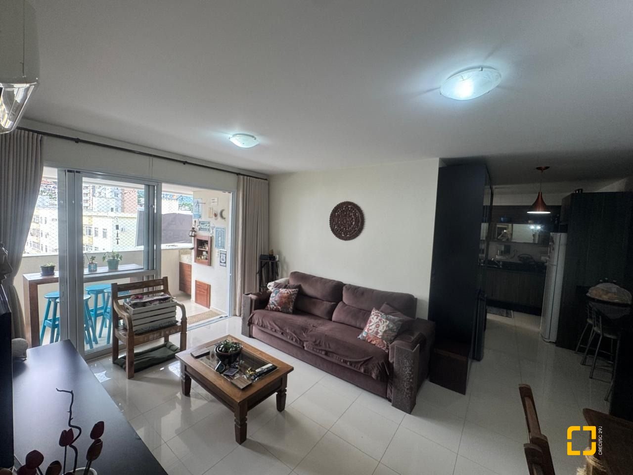 Apartamento com 122m², 4 quartos (sendo 1 suíte), 2 garagens, no bairro Itacorubi em Florianópolis