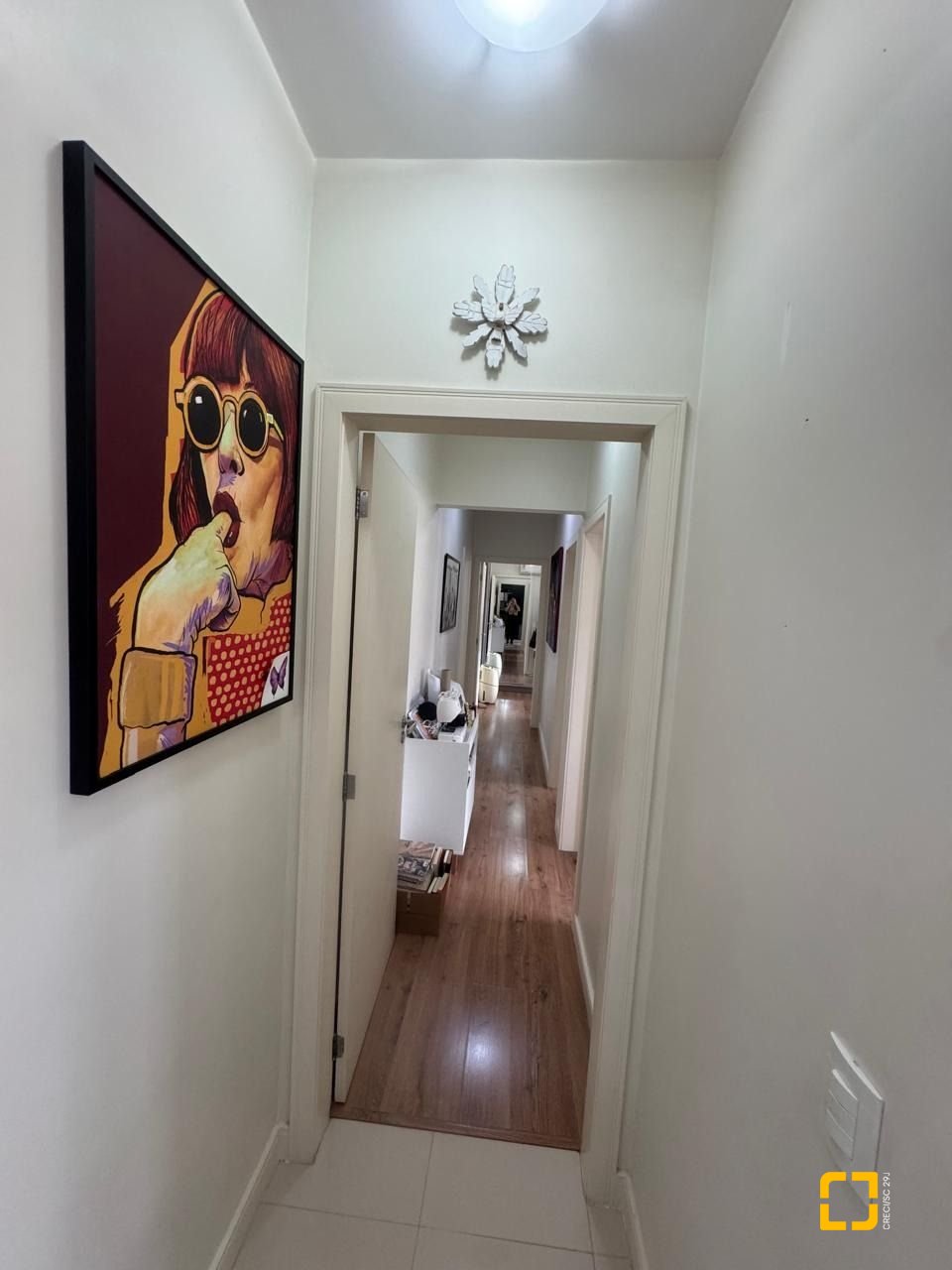 Apartamento com 122m², 4 quartos (sendo 1 suíte), 2 garagens, no bairro Itacorubi em Florianópolis