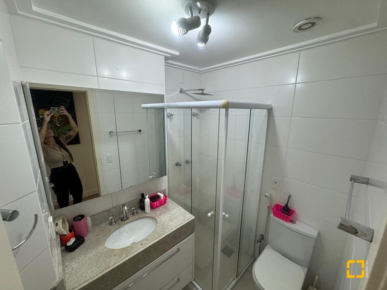 Apartamento com 122m², 4 quartos (sendo 1 suíte), 2 garagens, no bairro Itacorubi em Florianópolis