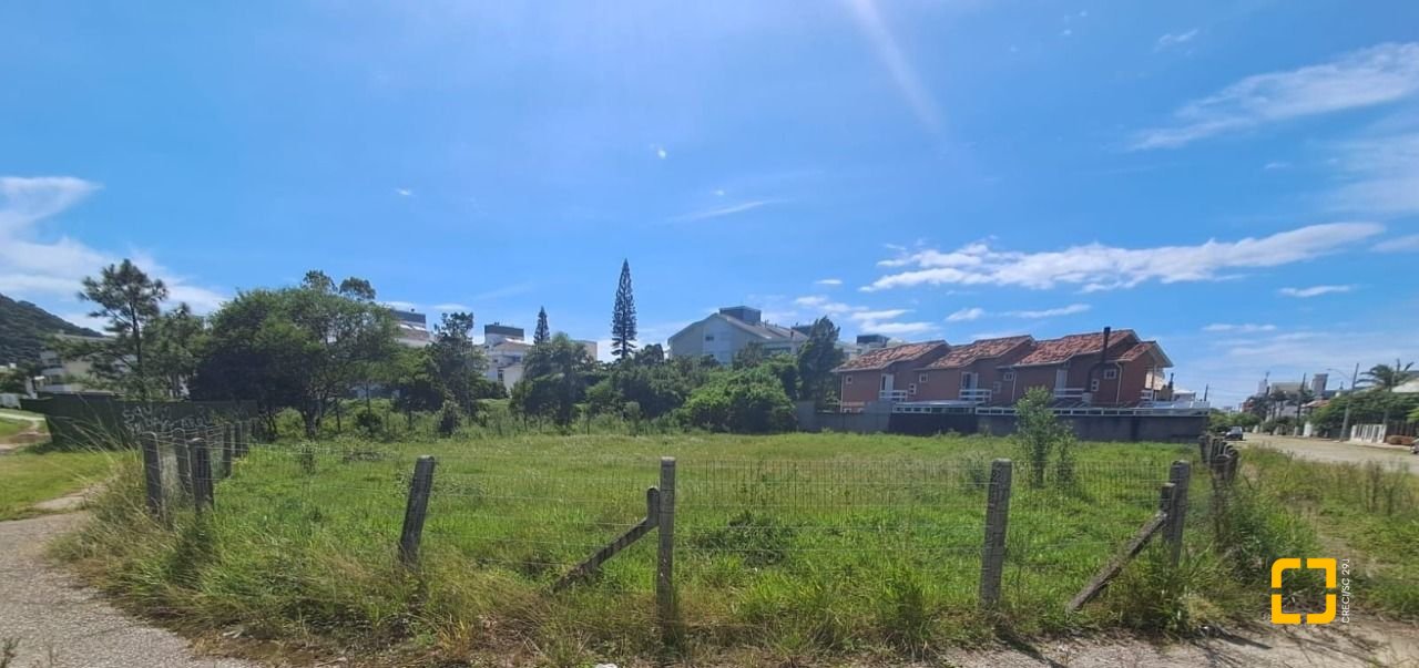 Terreno com 1340m², no bairro Ingleses em Florianópolis