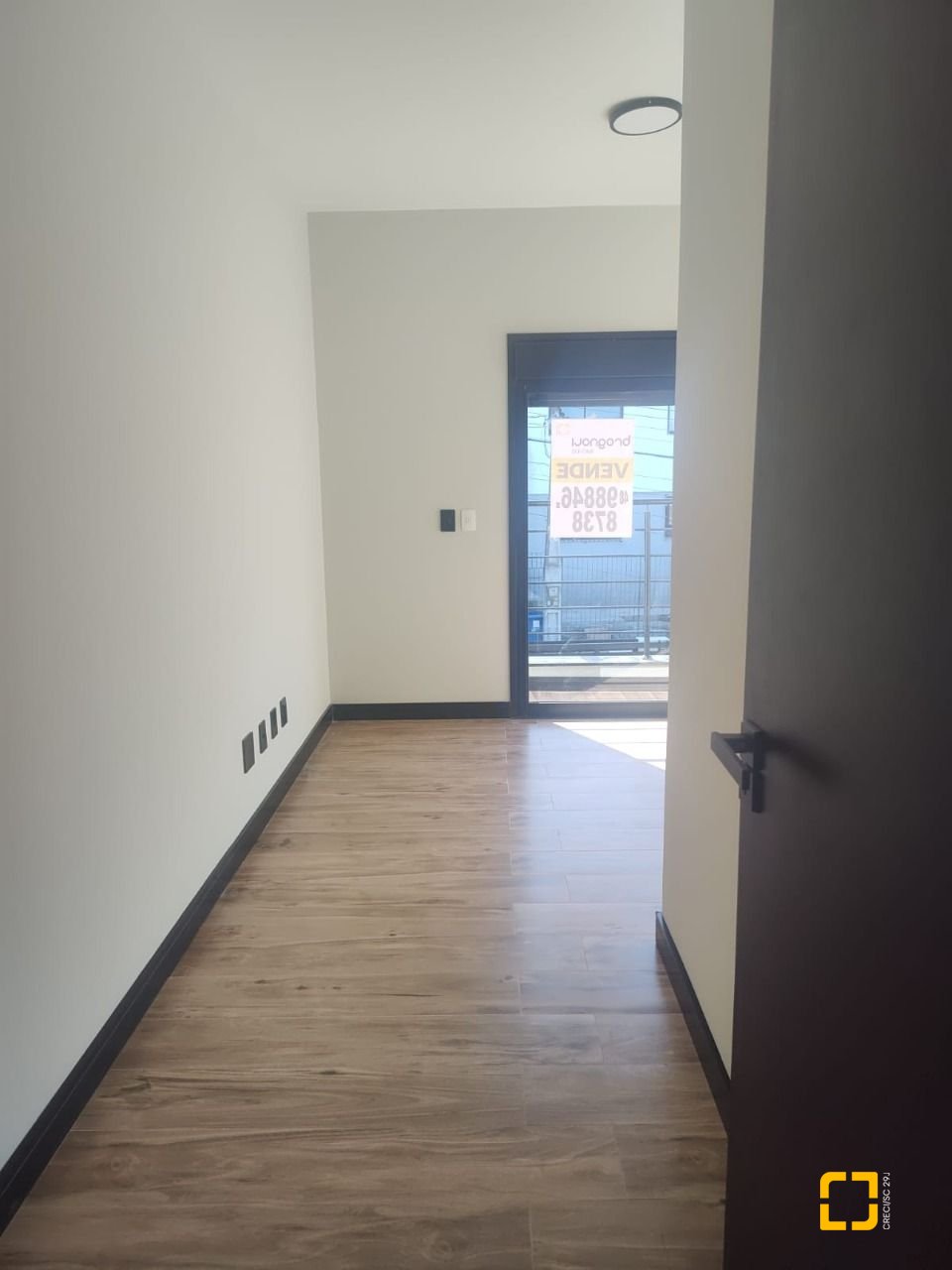 Casa com 184m², 6 quartos (sendo 3 suítes), 2 garagens, no bairro Trindade em Florianópolis