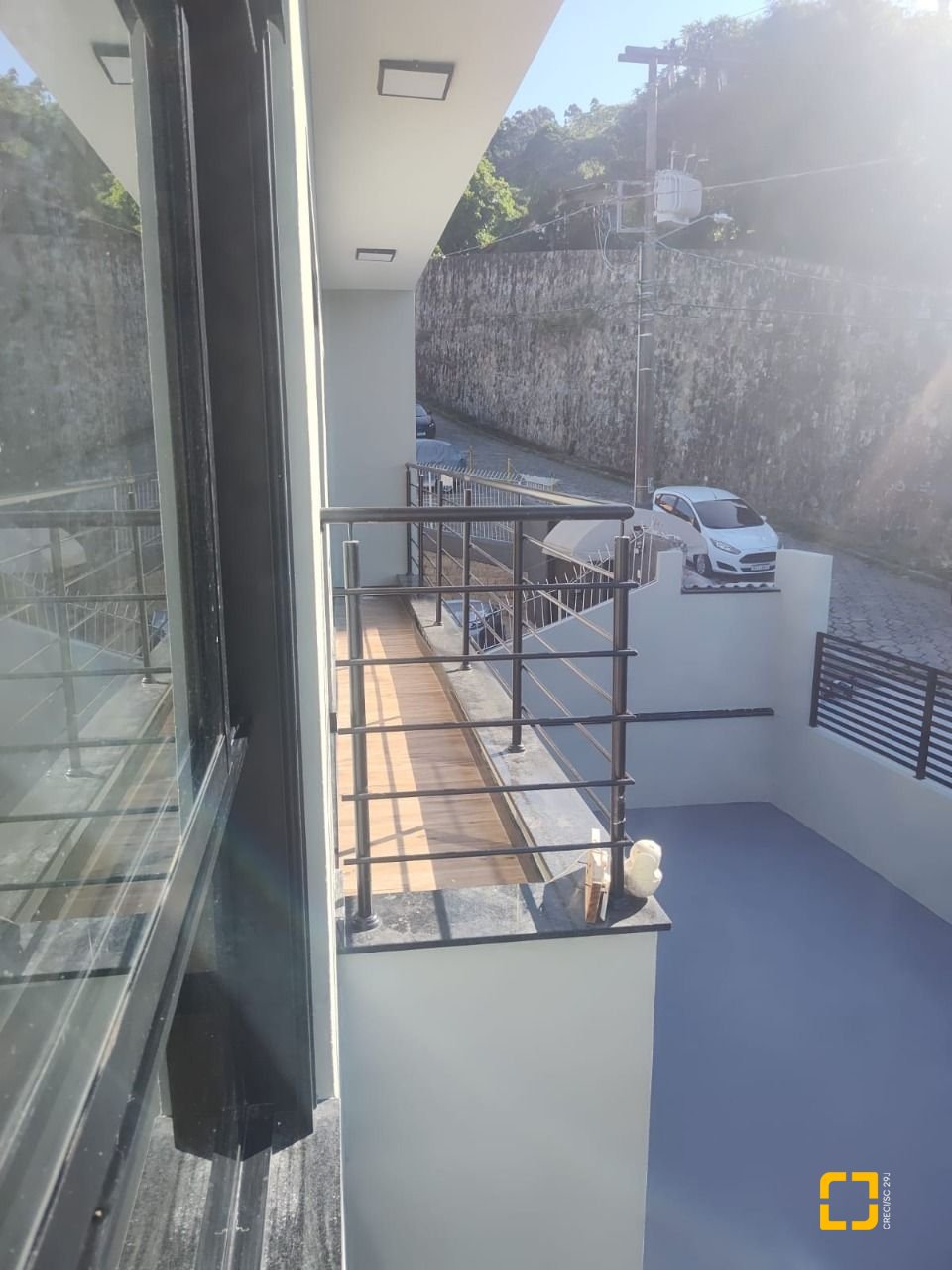 Casa com 184m², 6 quartos (sendo 3 suítes), 2 garagens, no bairro Trindade em Florianópolis