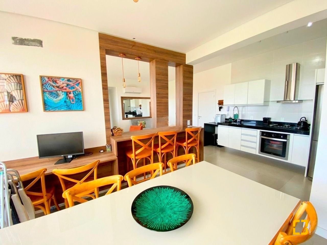 Cobertura com 151m², 2 quartos (sendo 2 suítes), 2 garagens, no bairro Campeche em Florianópolis