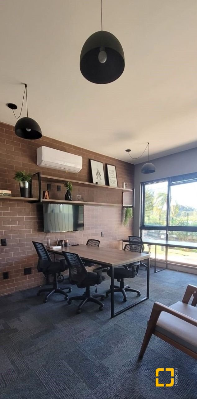 Cobertura com 151m², 2 quartos (sendo 2 suítes), 2 garagens, no bairro Campeche em Florianópolis