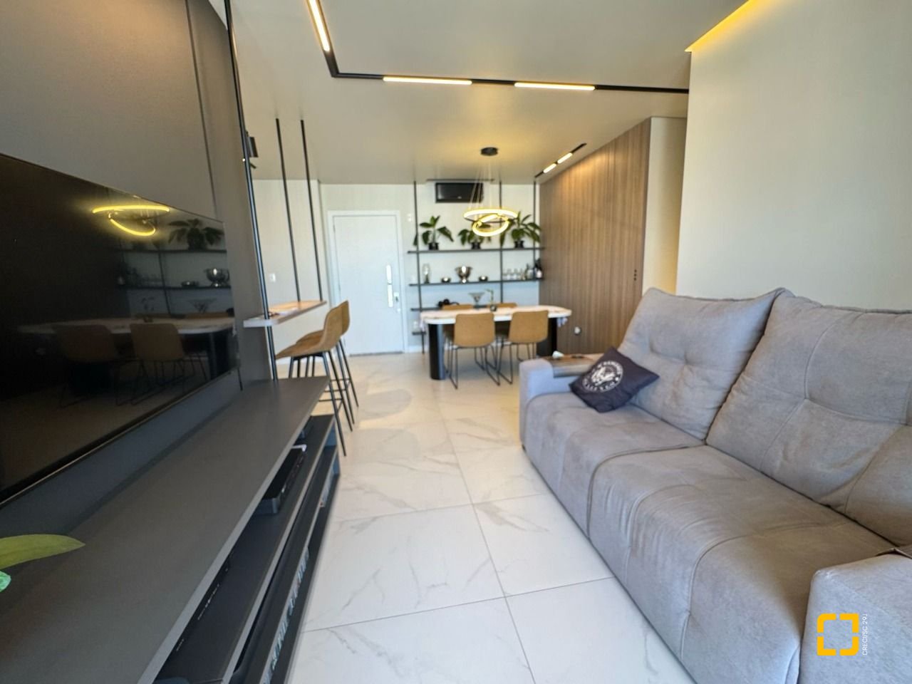 Apartamento com 81m², 3 quartos (sendo 1 suíte), 1 garagem, no bairro Kobrasol em São José