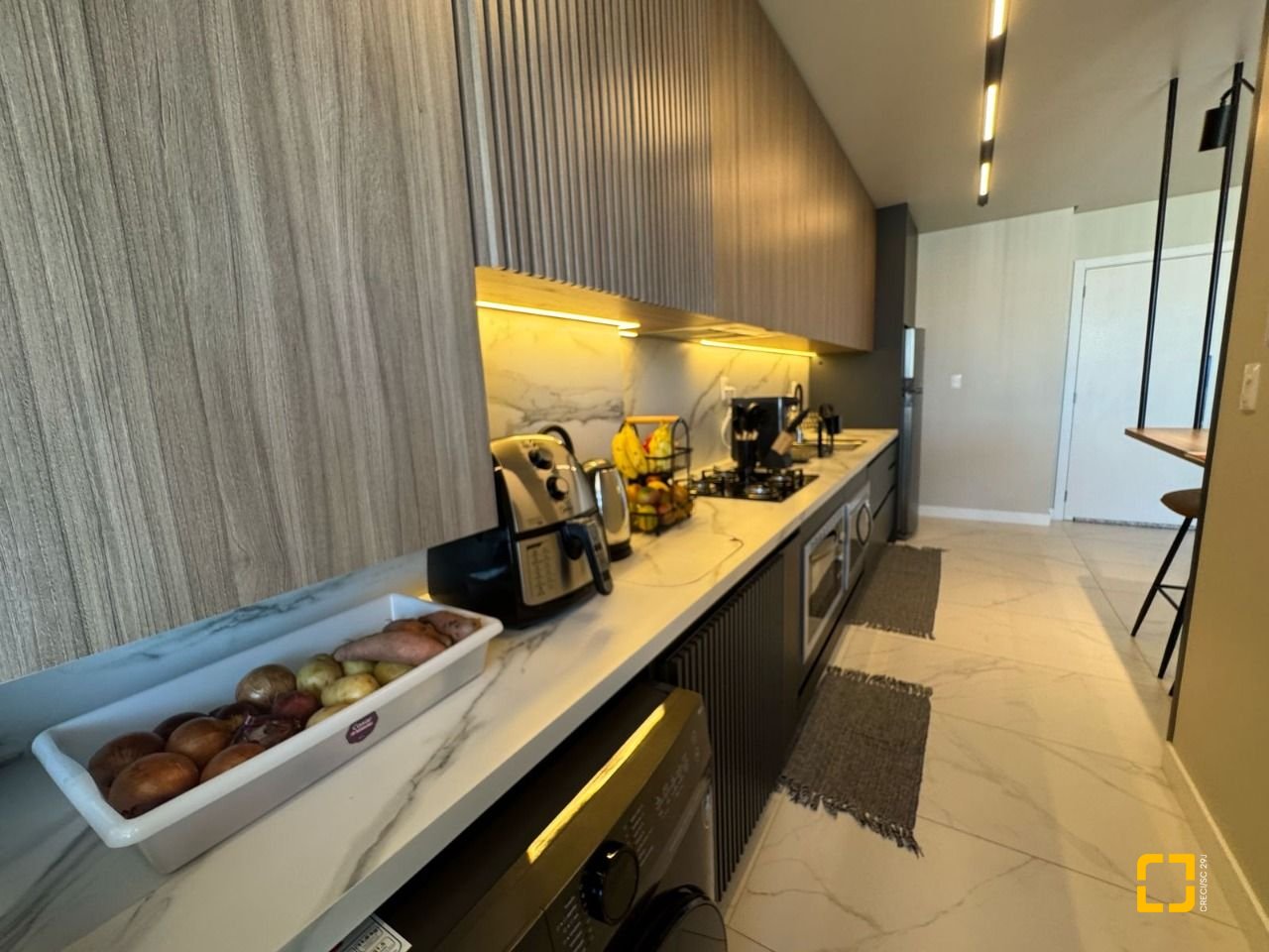 Apartamento com 81m², 3 quartos (sendo 1 suíte), 1 garagem, no bairro Kobrasol em São José