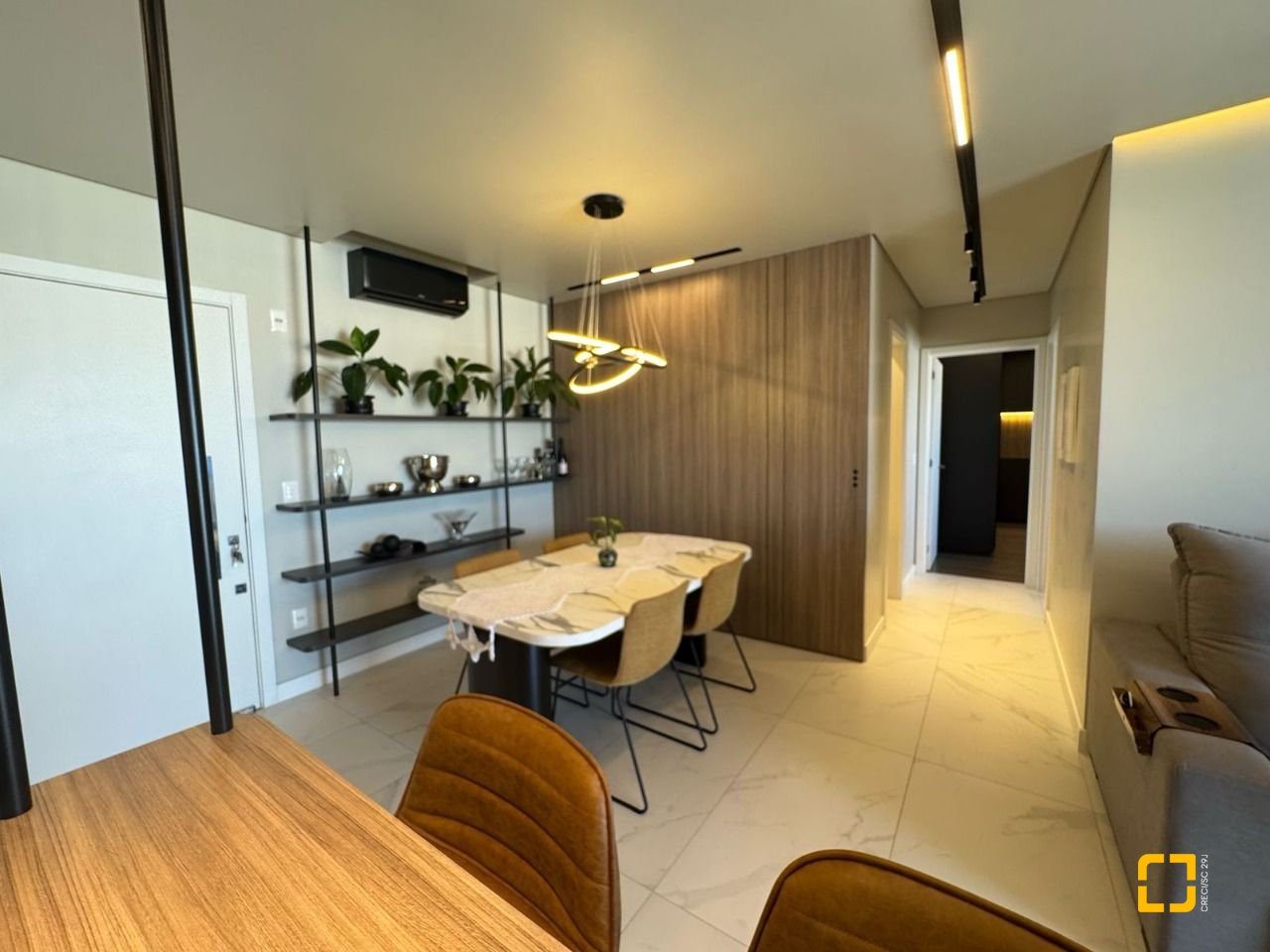 Apartamento com 81m², 3 quartos (sendo 1 suíte), 1 garagem, no bairro Kobrasol em São José
