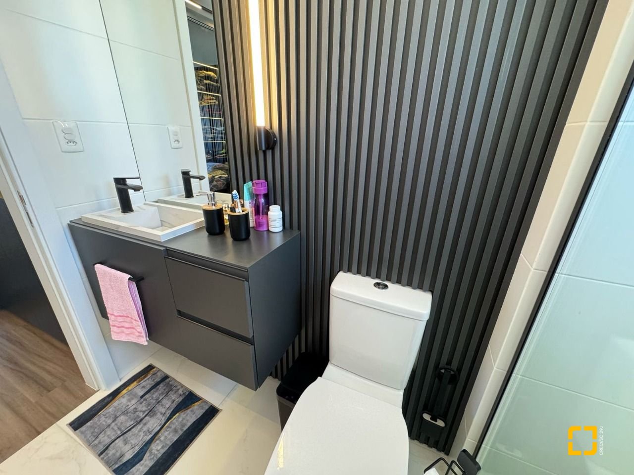 Apartamento com 81m², 3 quartos (sendo 1 suíte), 1 garagem, no bairro Kobrasol em São José