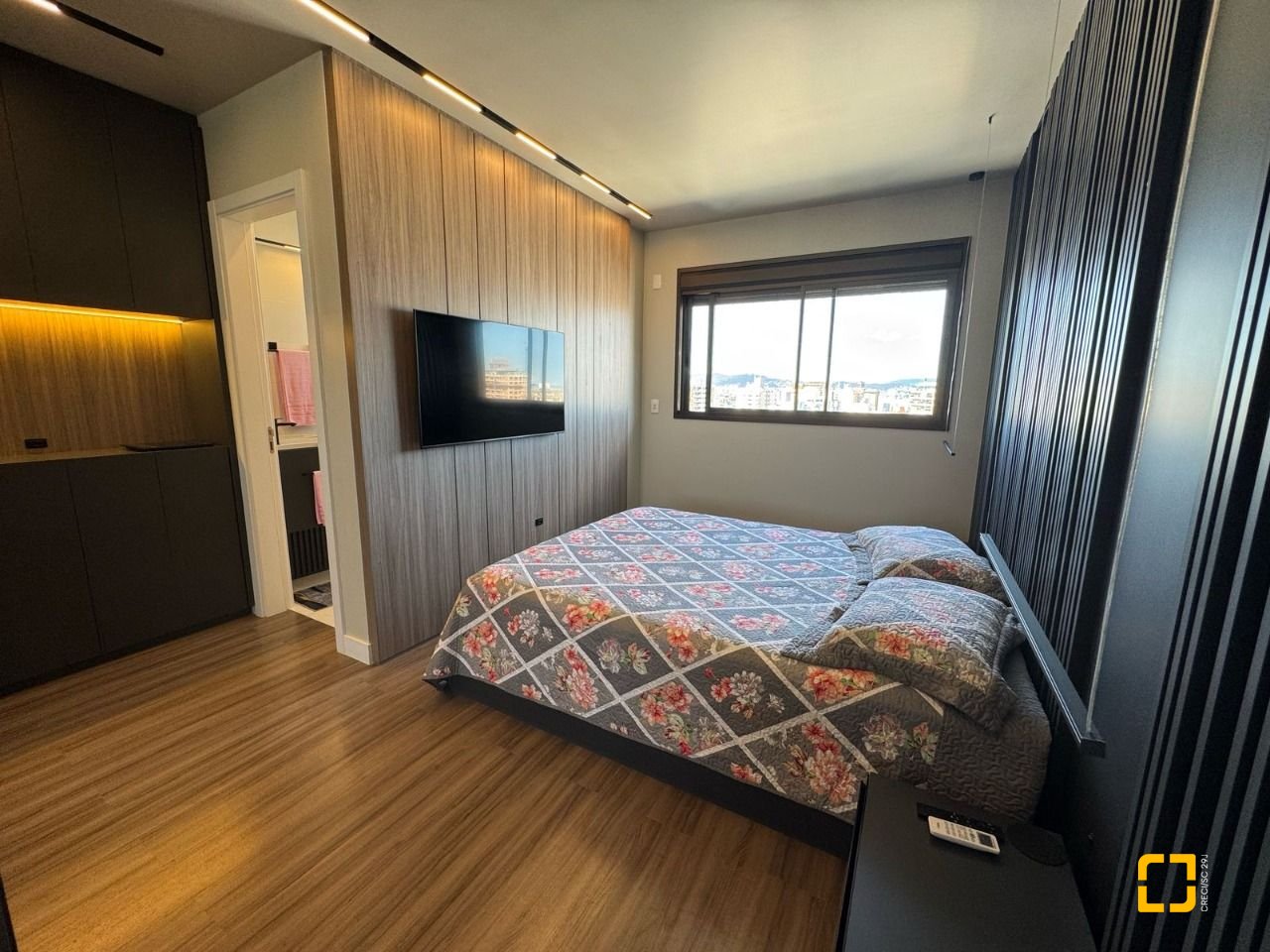 Apartamento com 81m², 3 quartos (sendo 1 suíte), 1 garagem, no bairro Kobrasol em São José