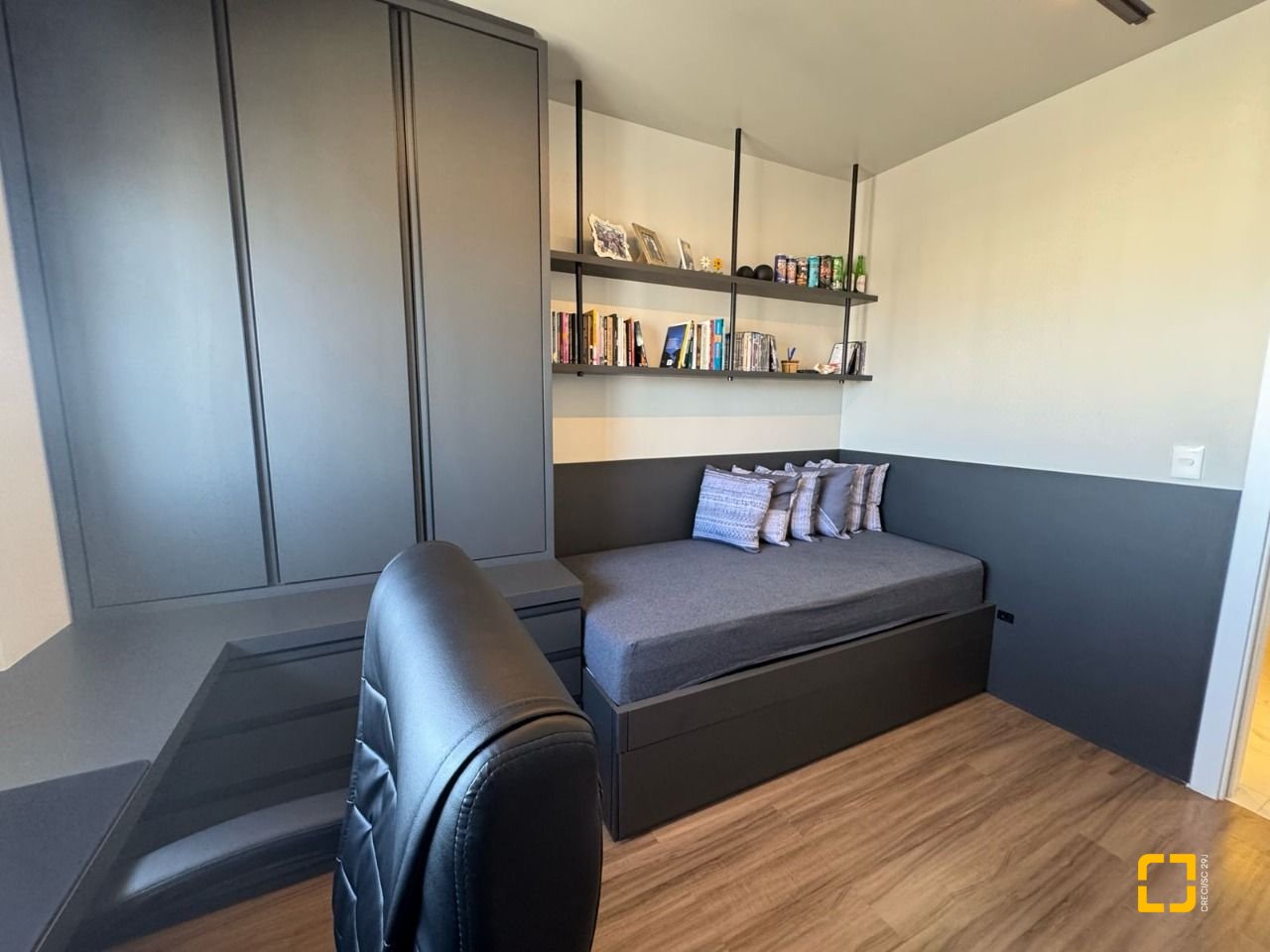 Apartamento com 81m², 3 quartos (sendo 1 suíte), 1 garagem, no bairro Kobrasol em São José