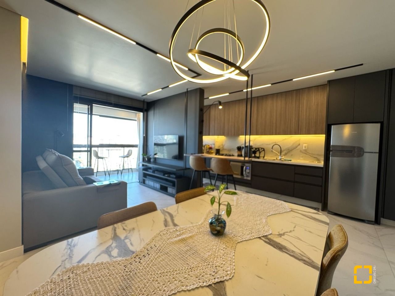 Apartamento com 81m², 3 quartos (sendo 1 suíte), 1 garagem, no bairro Kobrasol em São José