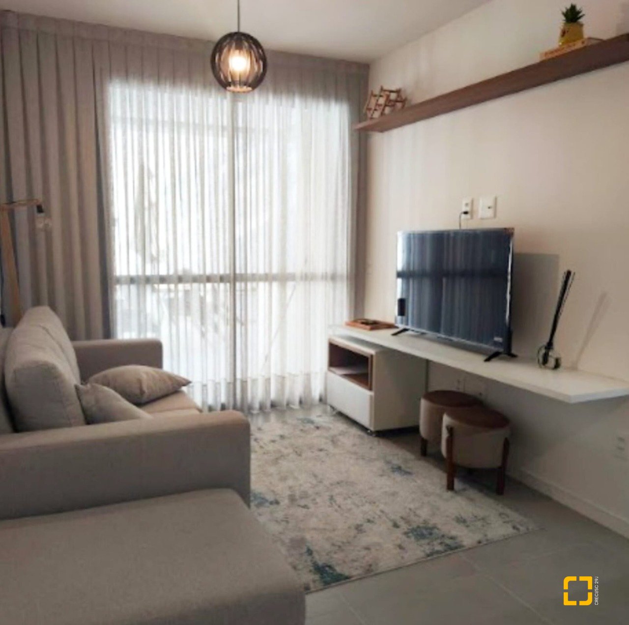 Apartamento com 105m², 2 quartos (sendo 1 suíte), 1 garagem, no bairro Cacupé em Florianópolis