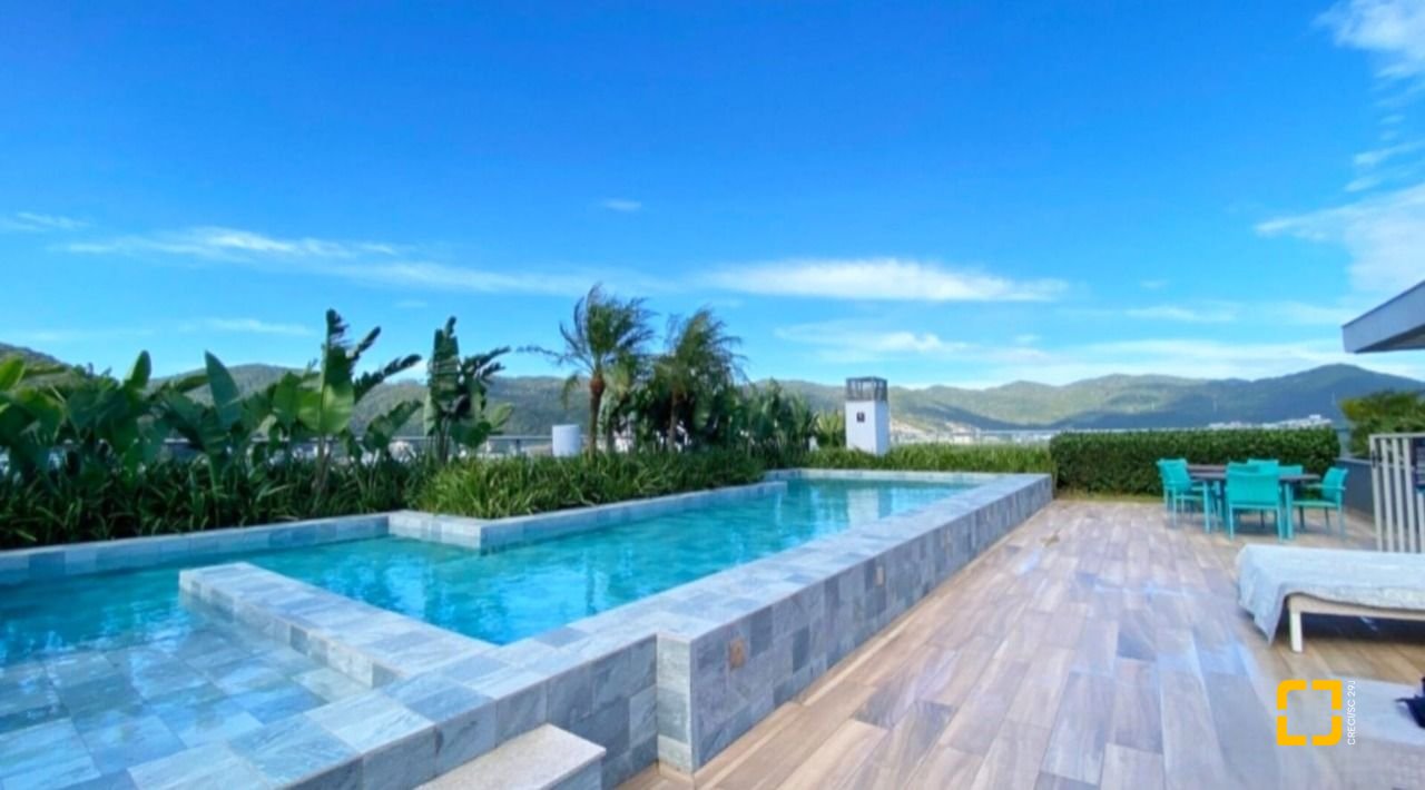Apartamento com 105m², 2 quartos (sendo 1 suíte), 1 garagem, no bairro Cacupé em Florianópolis