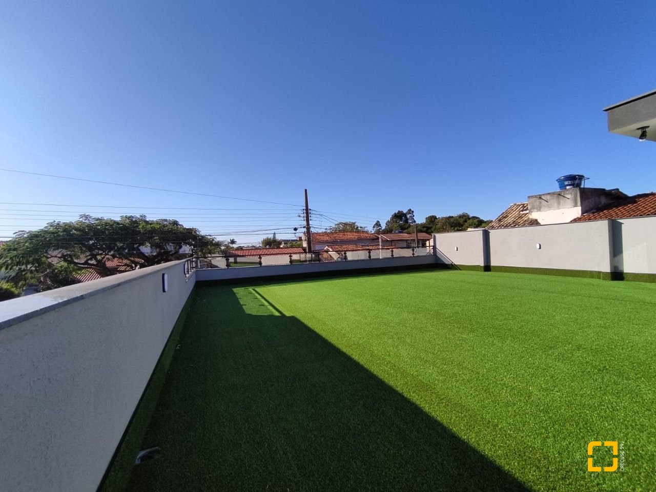 Casa com 507m², 8 quartos (sendo 3 suítes), 4 garagens, no bairro Ingleses em Florianópolis