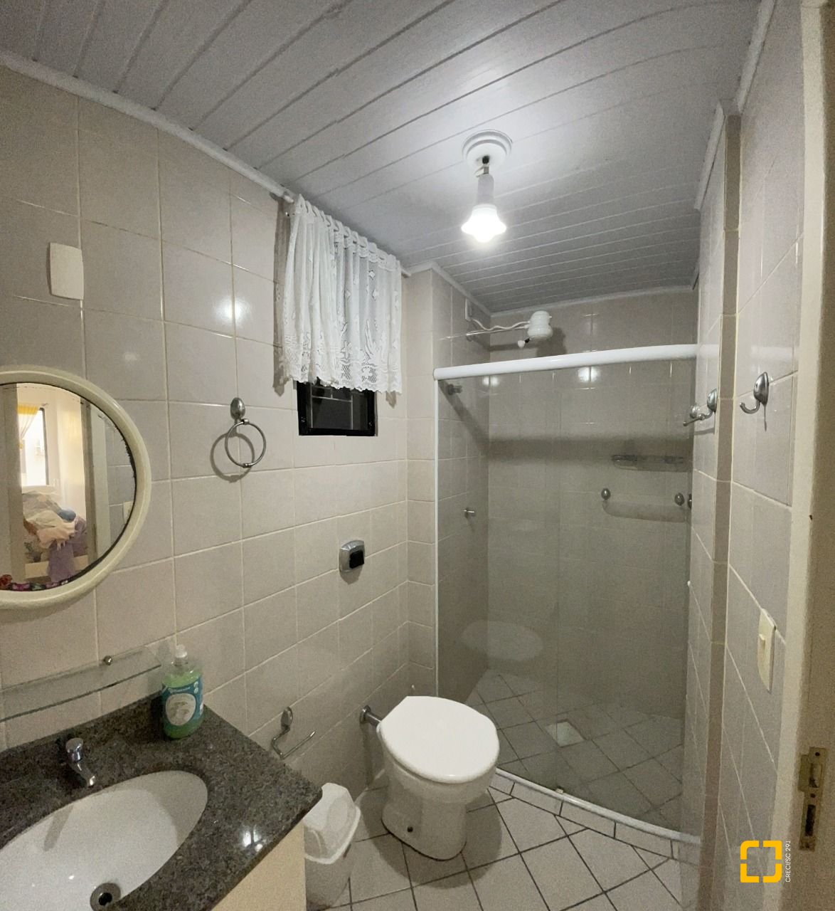 Apartamento com 65m², 3 quartos (sendo 1 suíte), 1 garagem, no bairro Ingleses em Florianópolis