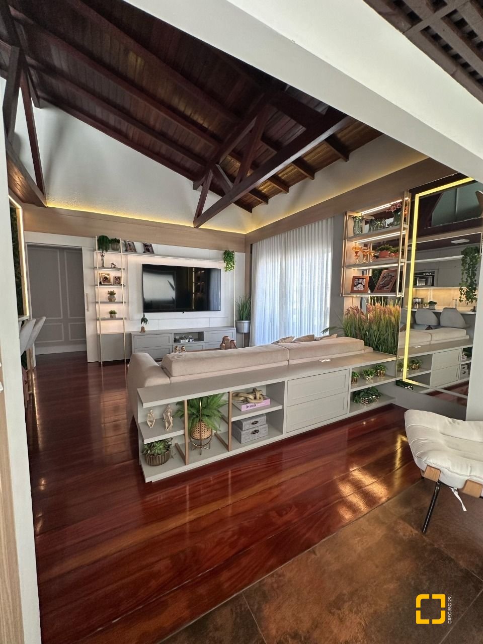Casa com 231m², 4 quartos (sendo 2 suítes), 1 garagem, no bairro Ponte de Imaruim em Palhoça