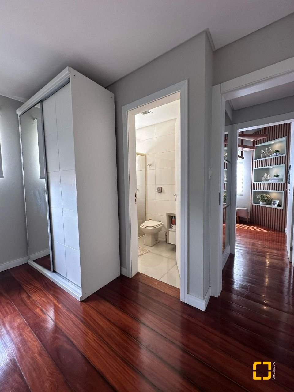 Casa com 231m², 4 quartos (sendo 2 suítes), 1 garagem, no bairro Ponte de Imaruim em Palhoça