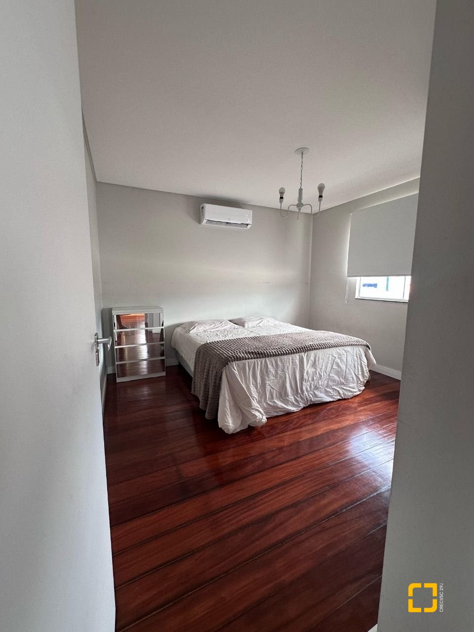 Casa com 231m², 4 quartos (sendo 2 suítes), 1 garagem, no bairro Ponte de Imaruim em Palhoça