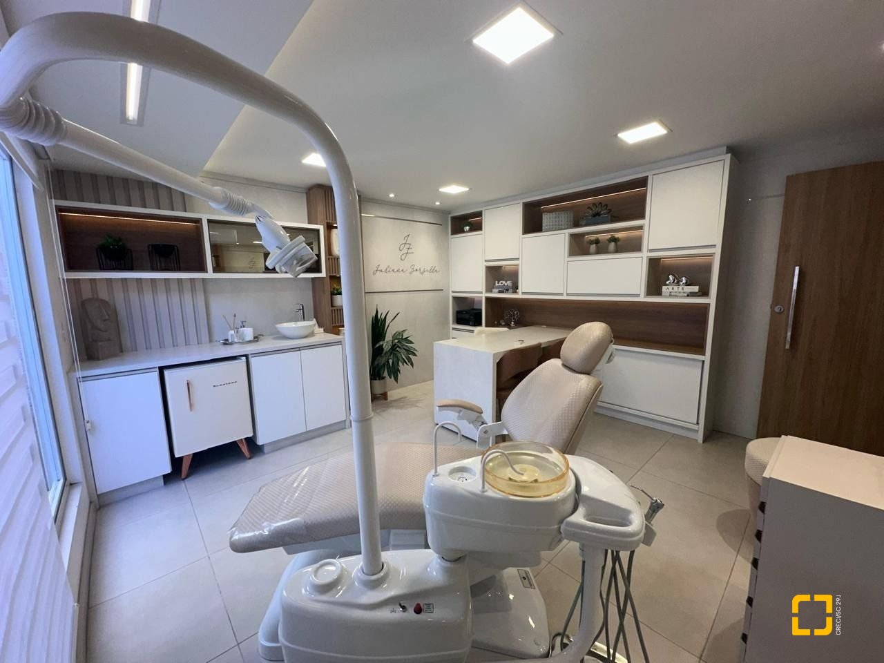 Casa com 231m², 4 quartos (sendo 2 suítes), 1 garagem, no bairro Ponte de Imaruim em Palhoça