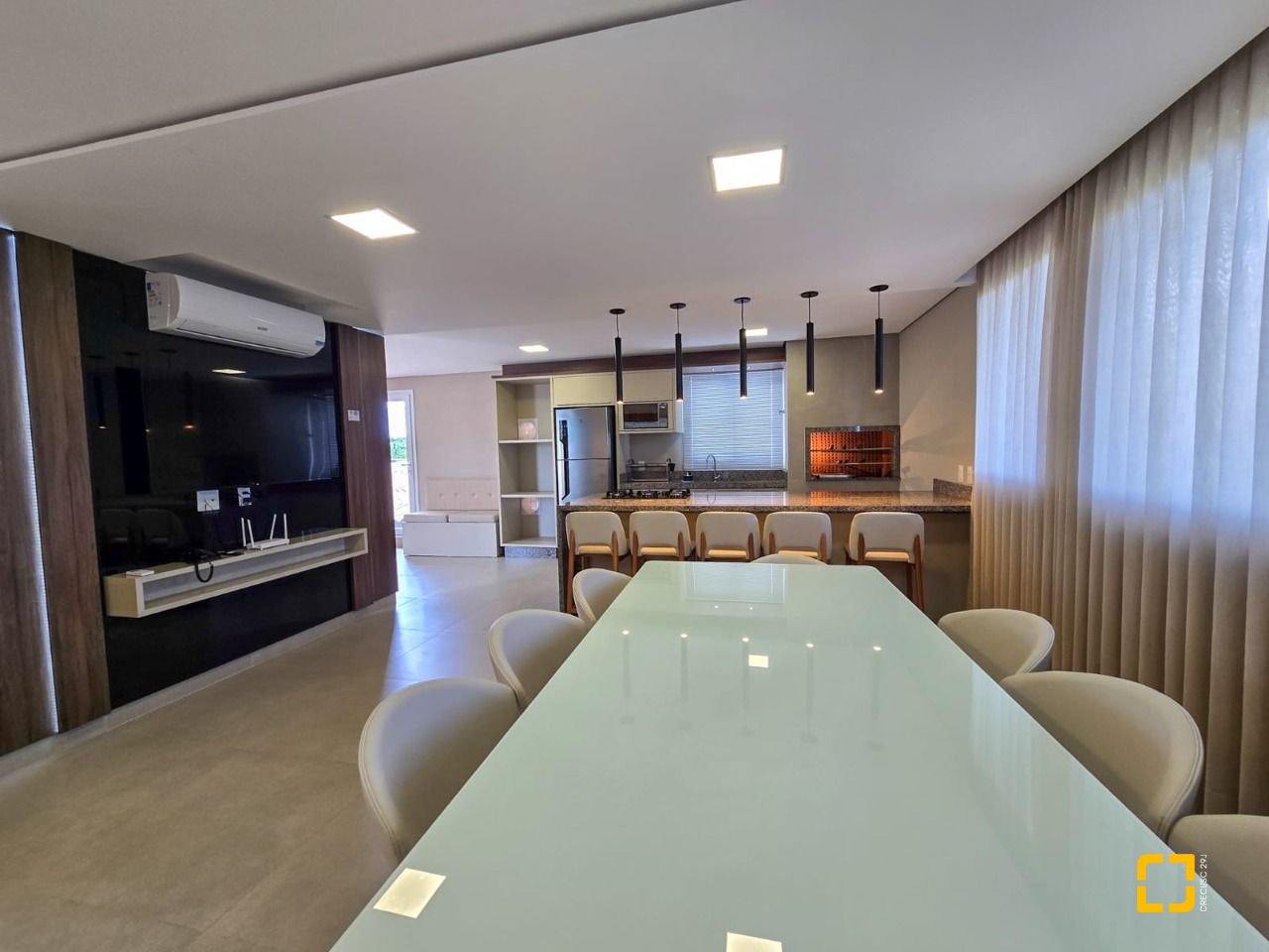 Apartamento com 79m², 3 quartos (sendo 1 suíte), 1 garagem, no bairro Campeche em Florianópolis