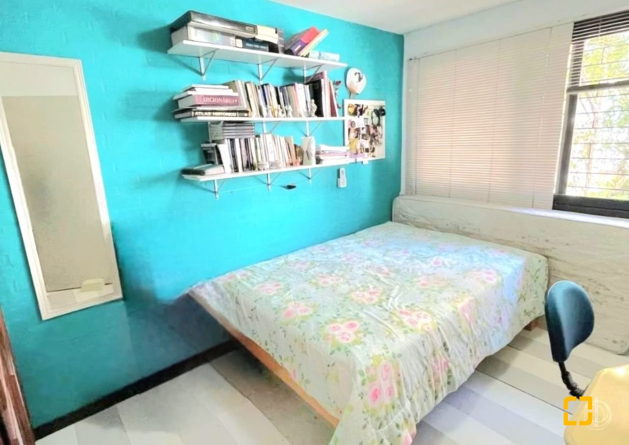 Casa com 250m², 6 quartos (sendo 1 suíte), 4 garagens, no bairro Carvoeira em Florianópolis