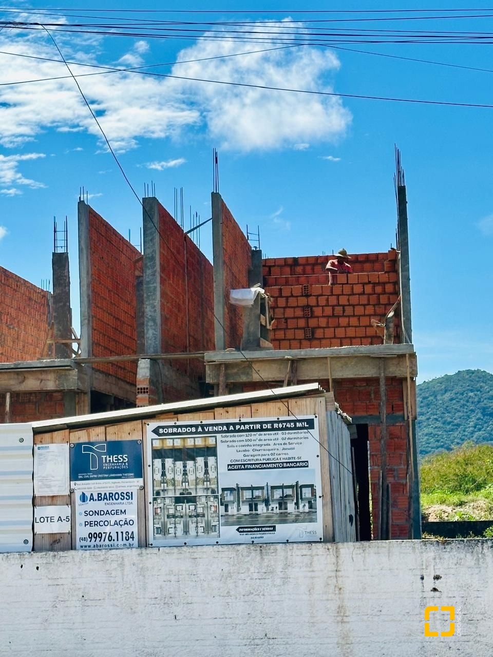 Casa com 85m², 2 quartos, 2 garagens, no bairro Ingleses em Florianópolis