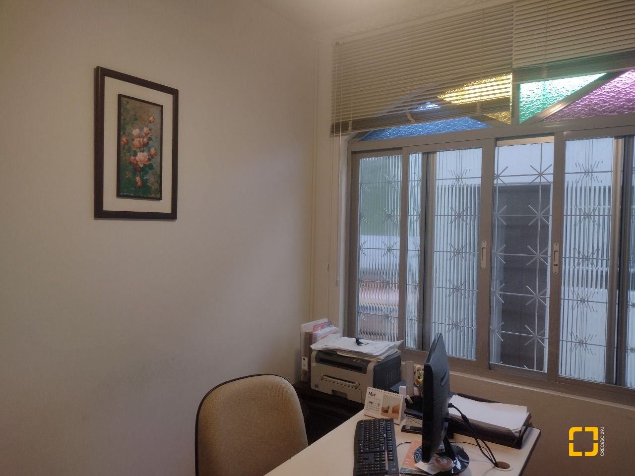 Casa com 140m², 4 quartos (sendo 1 suíte), 3 garagens, no bairro Trindade em Florianópolis