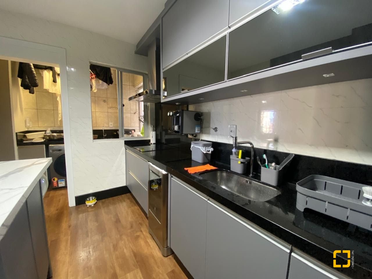 Apartamento com 103m², 3 quartos (sendo 1 suíte), 1 garagem, no bairro Campinas em São José