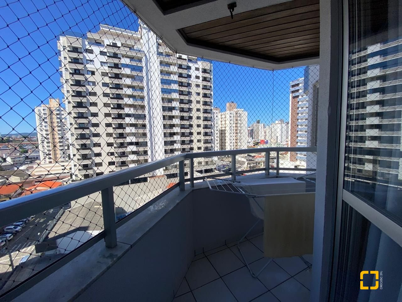Apartamento com 103m², 3 quartos (sendo 1 suíte), 1 garagem, no bairro Campinas em São José