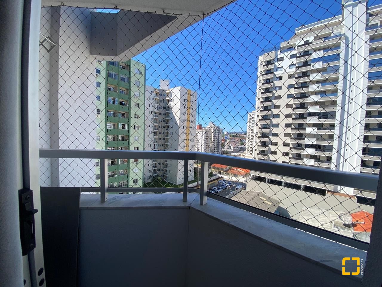 Apartamento com 103m², 3 quartos (sendo 1 suíte), 1 garagem, no bairro Campinas em São José