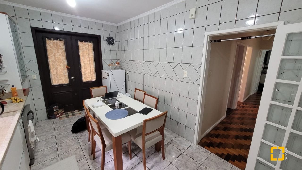 Casa com 110m², 3 quartos, 2 garagens, no bairro Saco dos Limões em Florianópolis