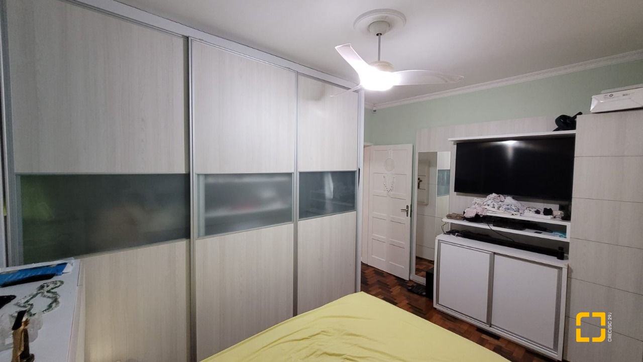 Casa com 110m², 3 quartos, 2 garagens, no bairro Saco dos Limões em Florianópolis