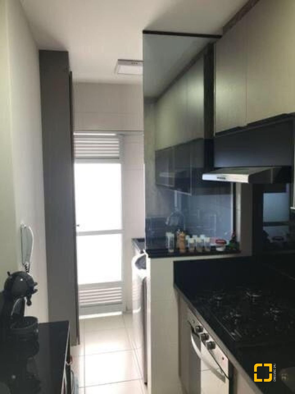 Apartamento com 67m², 2 quartos (sendo 1 suíte), 1 garagem, no bairro Pagani em Palhoça