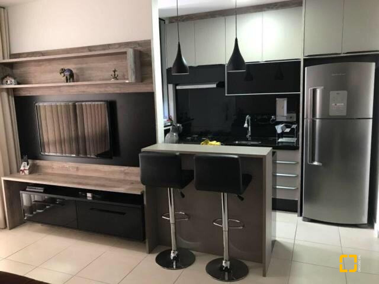 Apartamento com 67m², 3 quartos (sendo 1 suíte), 1 garagem, no bairro Pagani em Palhoça