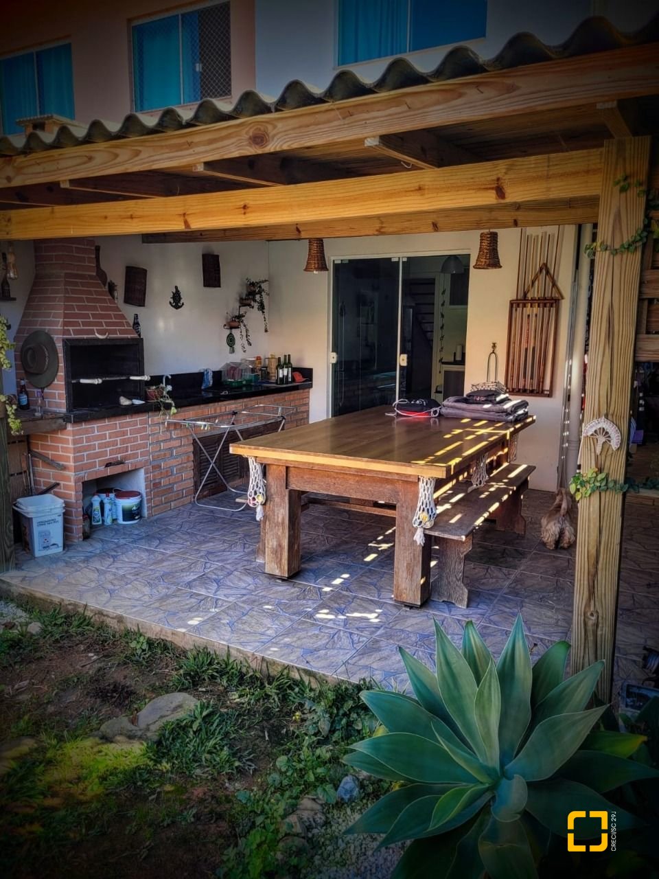 Casa com 100m², 2 quartos, 1 garagem, no bairro Campeche em Florianópolis