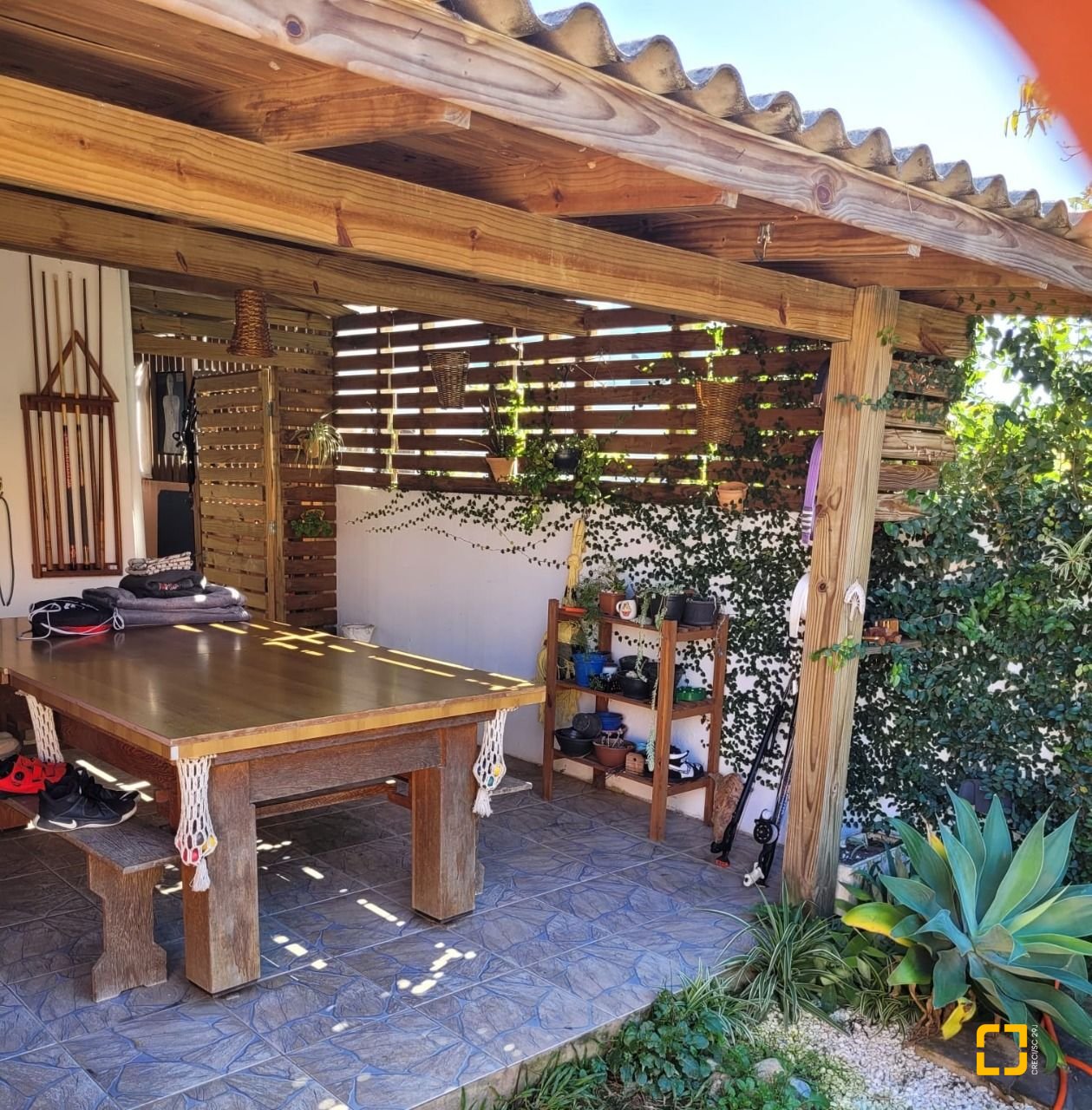 Casa com 100m², 2 quartos, 1 garagem, no bairro Campeche em Florianópolis