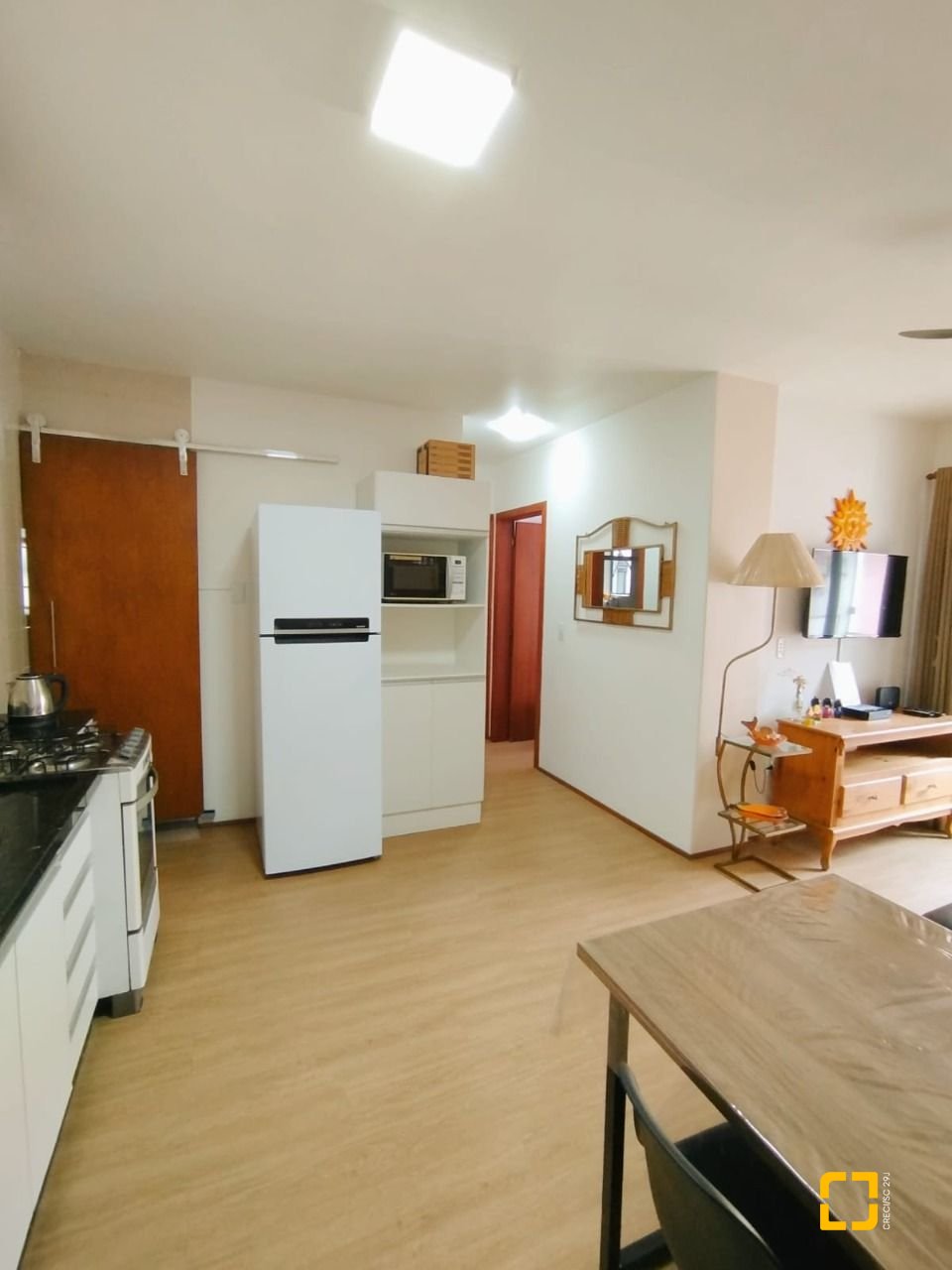 Apartamento com 57m², 2 quartos, 1 garagem, no bairro Ingleses em Florianópolis
