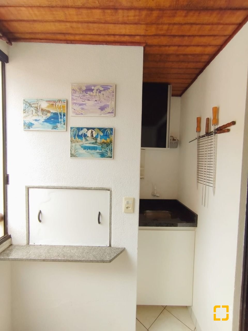 Apartamento com 57m², 2 quartos, 1 garagem, no bairro Ingleses em Florianópolis