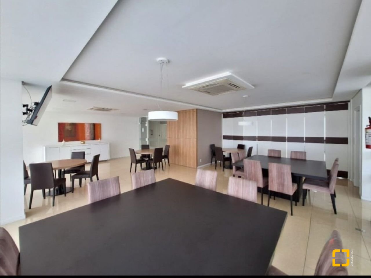 Apartamento com 94m², 4 quartos (sendo 1 suíte), 2 garagens, no bairro Capoeiras em Florianópolis