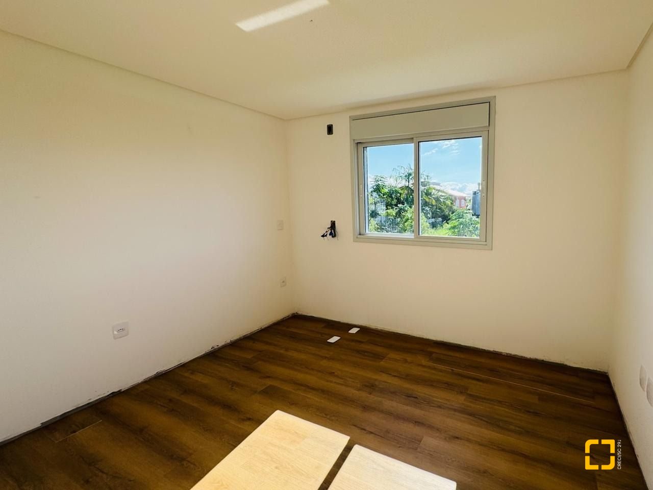 Casa com 170m², 4 quartos (sendo 1 suíte), 2 garagens, no bairro Campeche em Florianópolis