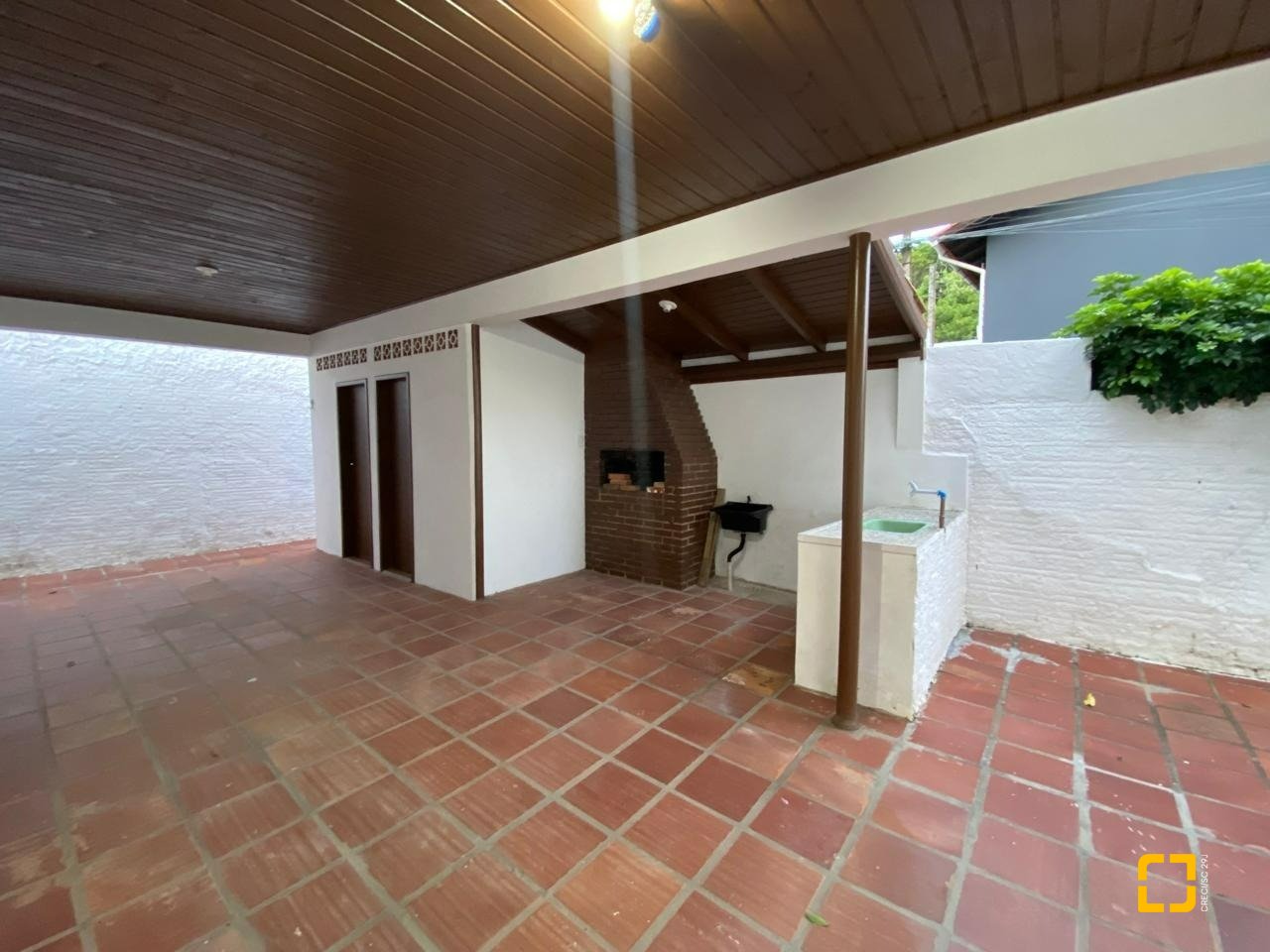 Casa com 138m², 4 quartos, 4 garagens, no bairro Ingleses em Florianópolis