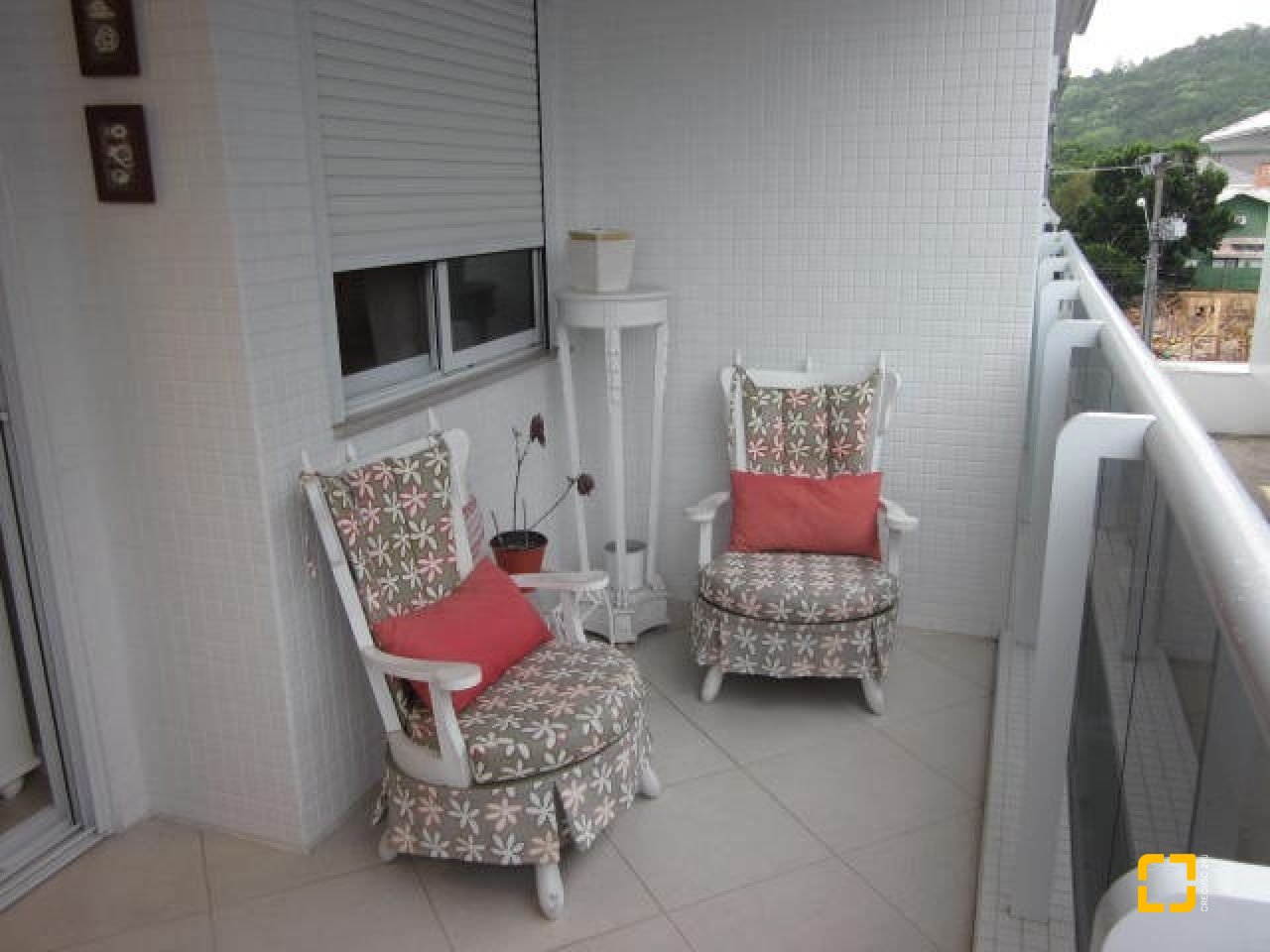 Apartamento com 115m², 6 quartos (sendo 3 suítes), 2 garagens, no bairro Jurerê Internacional em Florianópolis