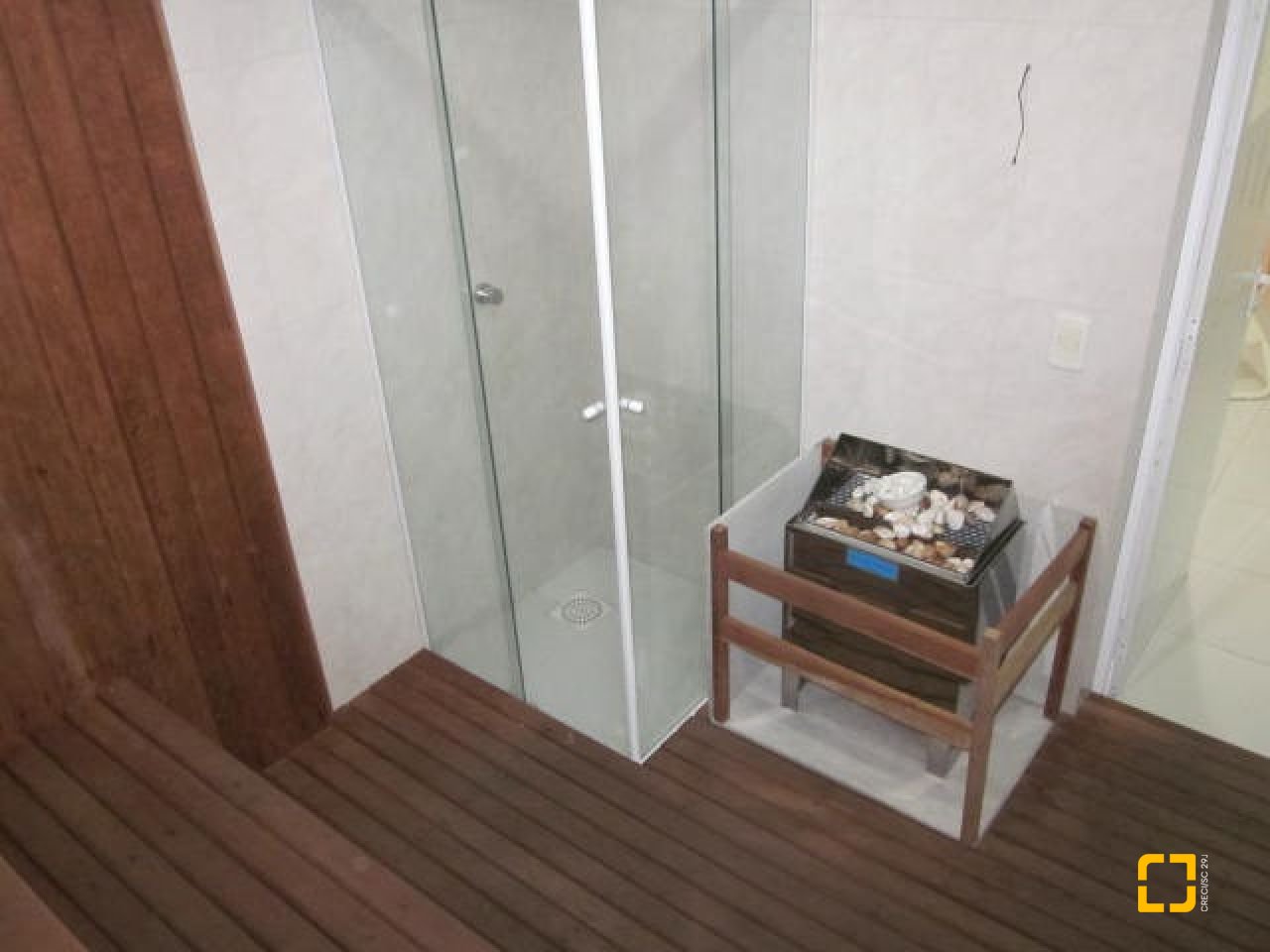 Apartamento com 115m², 6 quartos (sendo 3 suítes), 2 garagens, no bairro Jurerê Internacional em Florianópolis