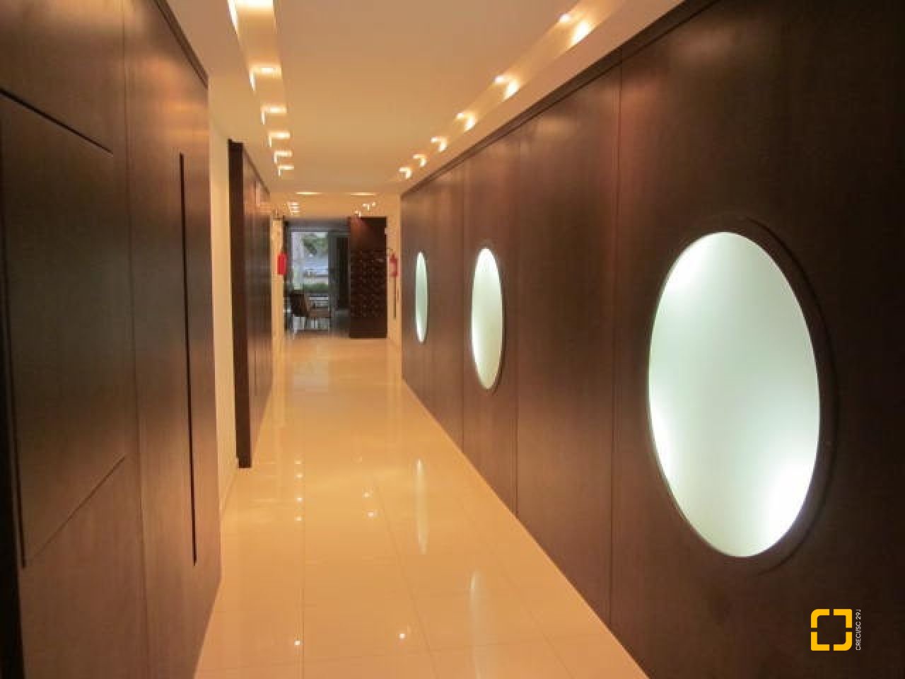 Apartamento com 115m², 6 quartos (sendo 3 suítes), 2 garagens, no bairro Jurerê Internacional em Florianópolis