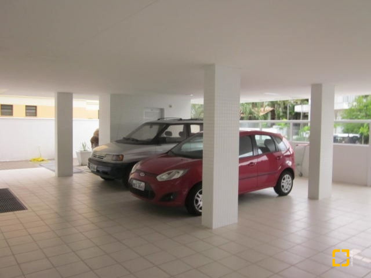 Apartamento com 115m², 6 quartos (sendo 3 suítes), 2 garagens, no bairro Jurerê Internacional em Florianópolis