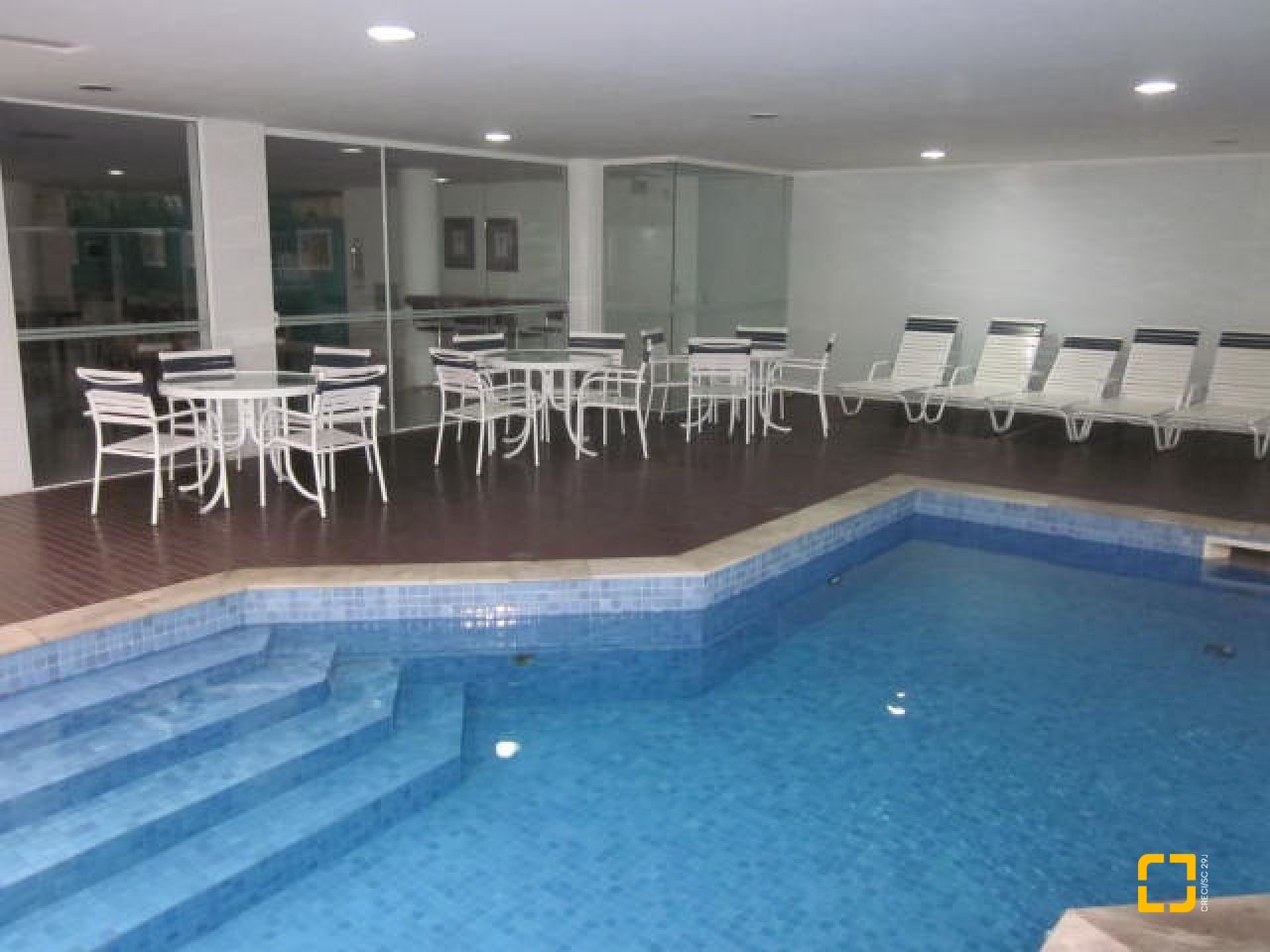 Apartamento com 115m², 6 quartos (sendo 3 suítes), 2 garagens, no bairro Jurerê Internacional em Florianópolis