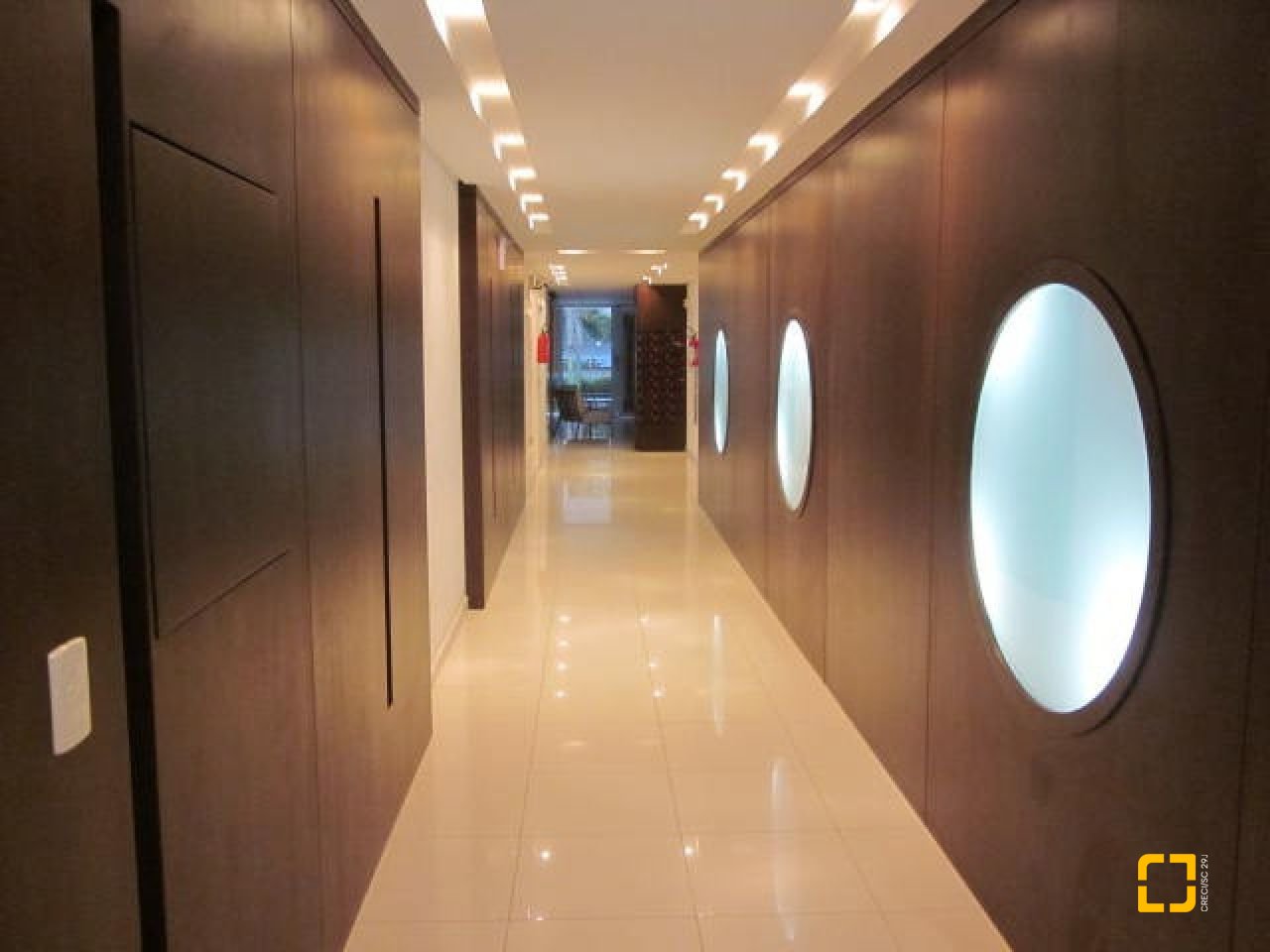 Apartamento com 115m², 6 quartos (sendo 3 suítes), 2 garagens, no bairro Jurerê Internacional em Florianópolis