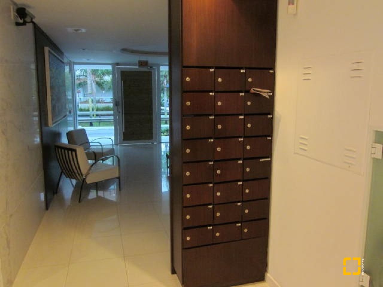 Apartamento com 115m², 6 quartos (sendo 3 suítes), 2 garagens, no bairro Jurerê Internacional em Florianópolis