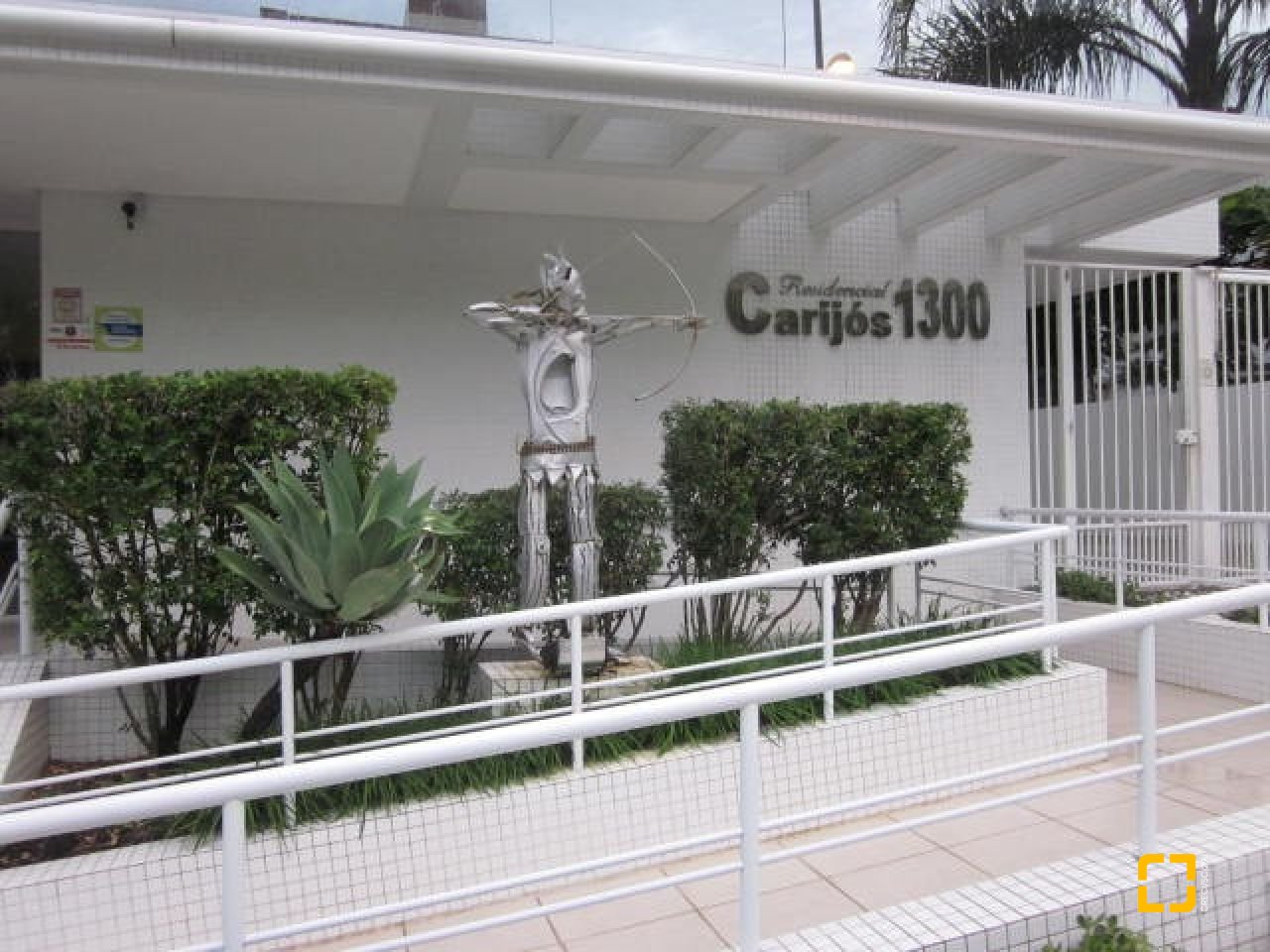 Apartamento com 115m², 6 quartos (sendo 3 suítes), 2 garagens, no bairro Jurerê Internacional em Florianópolis
